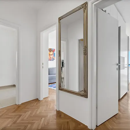 Seaside Ante Apartment *