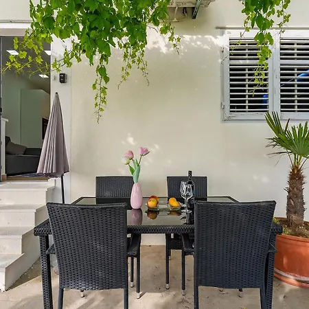 Seaside Ante Lejlighed