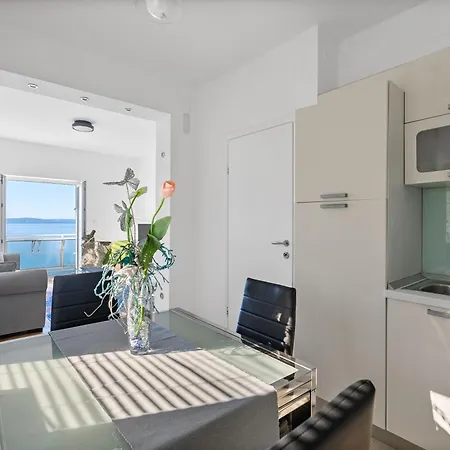 Seaside Ante * Podstrana